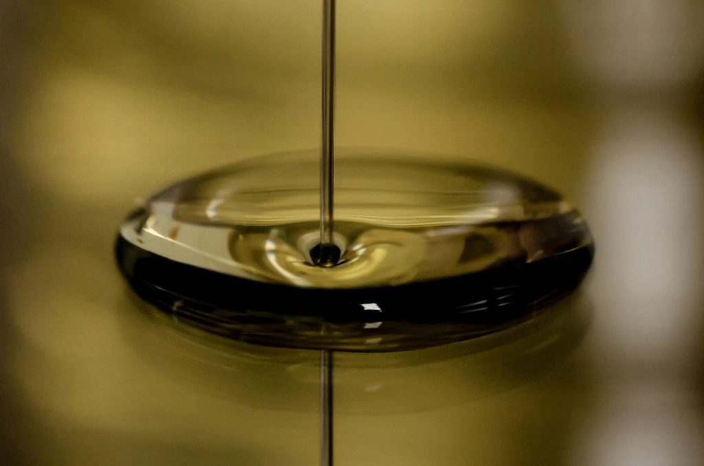 Viscosity Selection in Silicone Oils: How to Choose the Right ALSİLON Grade